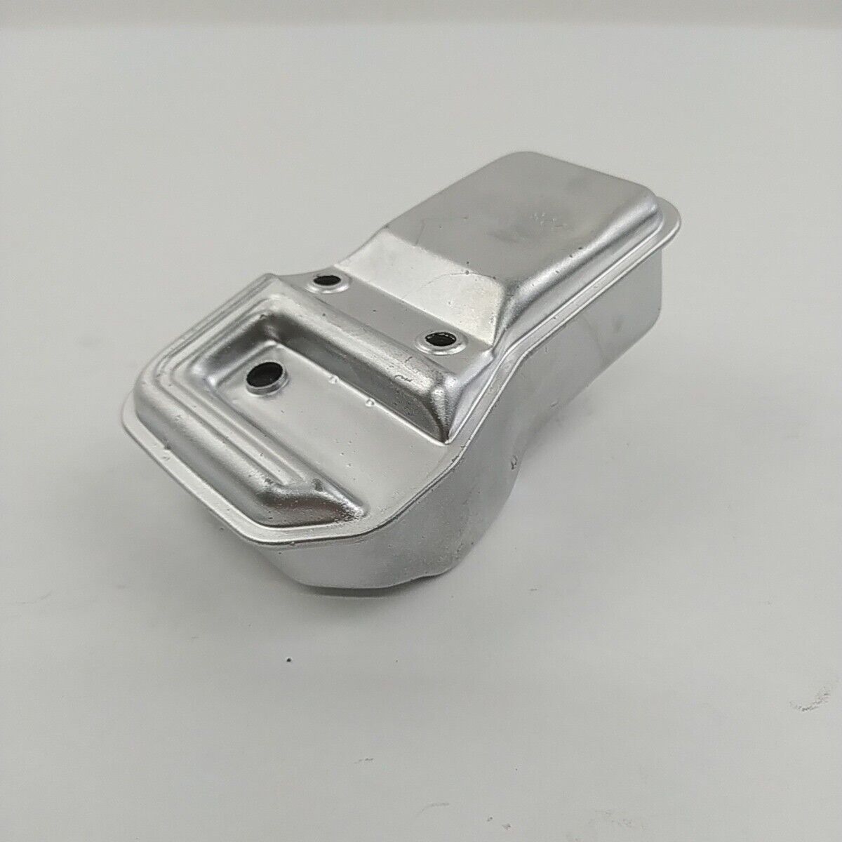 ricambio MARMITTA SILENZIATORE di scarico per MOTOSEGA ALPINA A350 usato