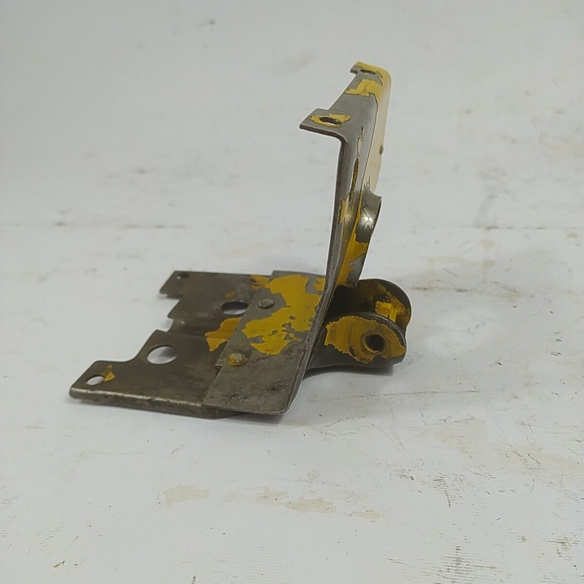 ricambi COPERCHIO COPRI MOTORE TELAIO per motosega castor ALPINA PROF 70 usati