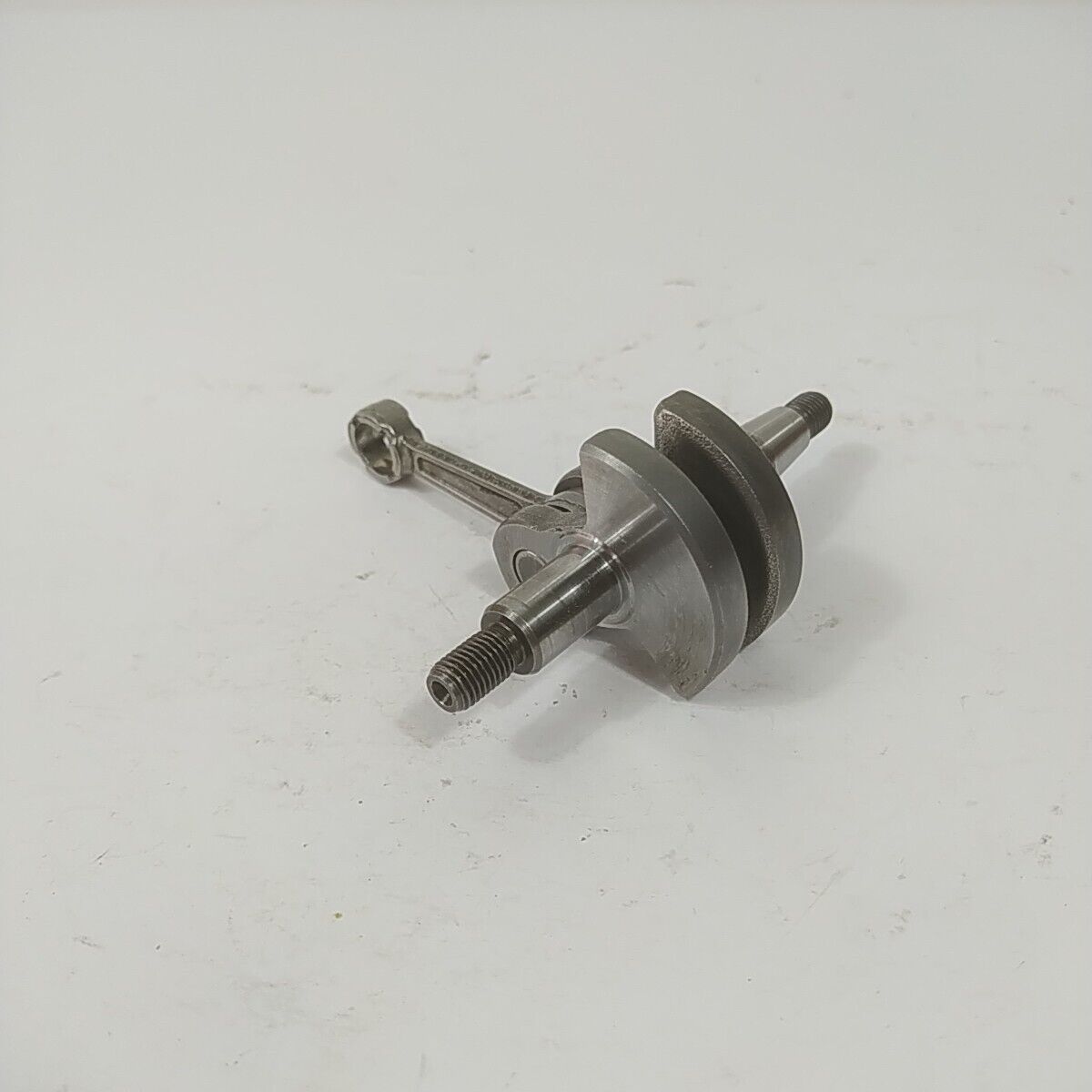 Ricambio per decespugliatore EFCO 8250 ALBERO MOTORE ORIGINALE usato