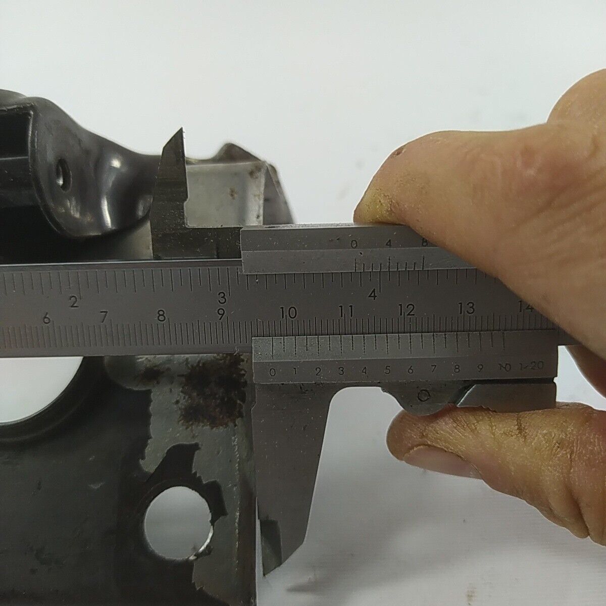 ricambio COPERCHIO COPRI MOTORE TELAIO MANICO Per motosega ALPINA PROF 70 usati