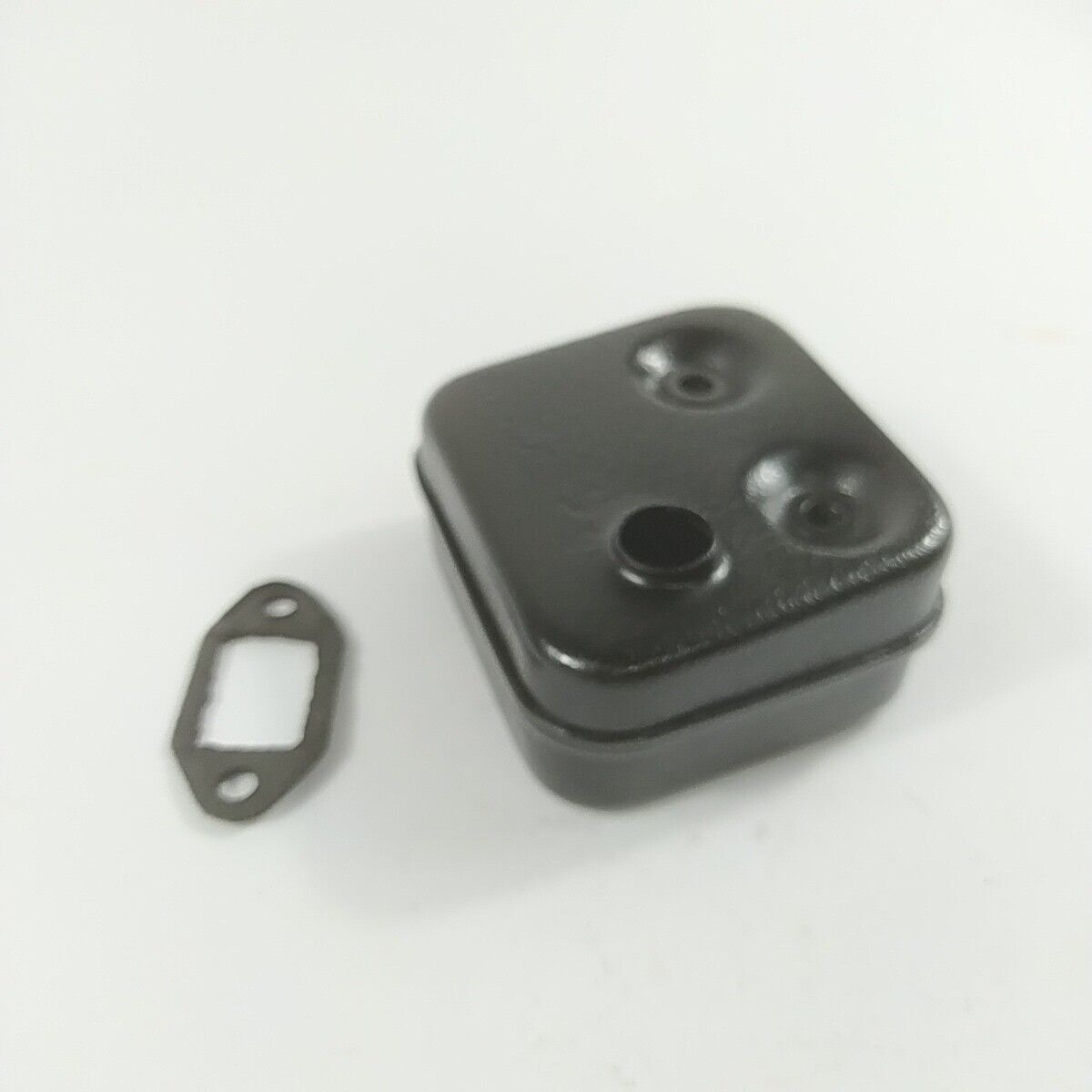 Ricambi MOTOSEGA EFCO BLITZ 35 OLEOMAC usati MARMITTA SILENZIATORE DI SCARICO