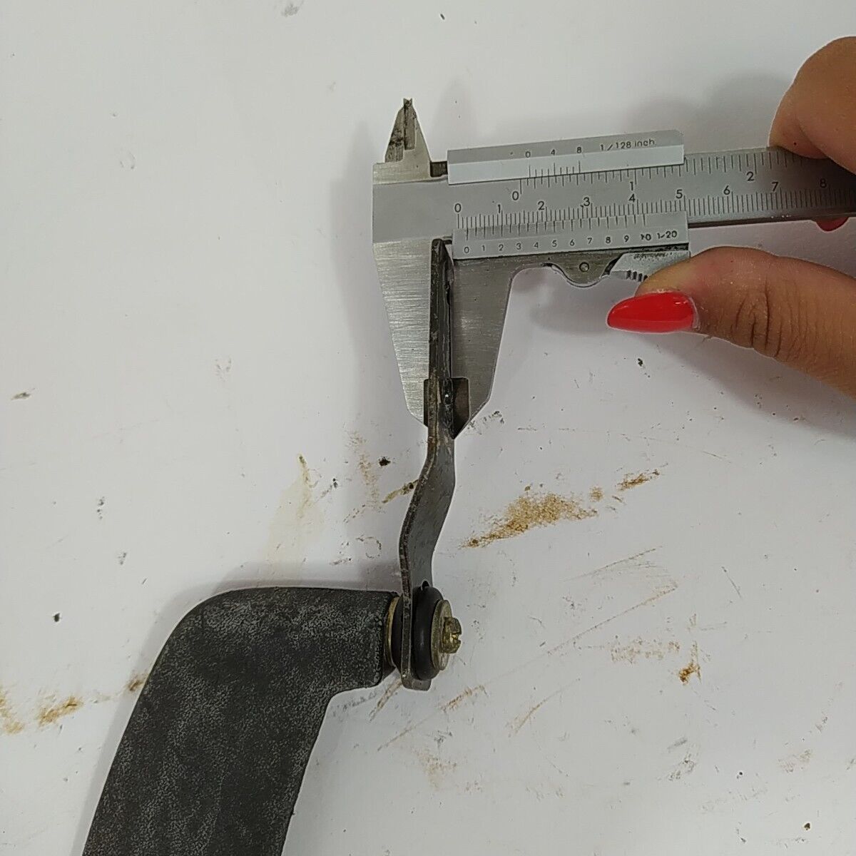 MANIGLIA PROTEZIONE BLOCCO FRENO CATENA PER MOTOSEGA CASTOR 438 ricambi usati