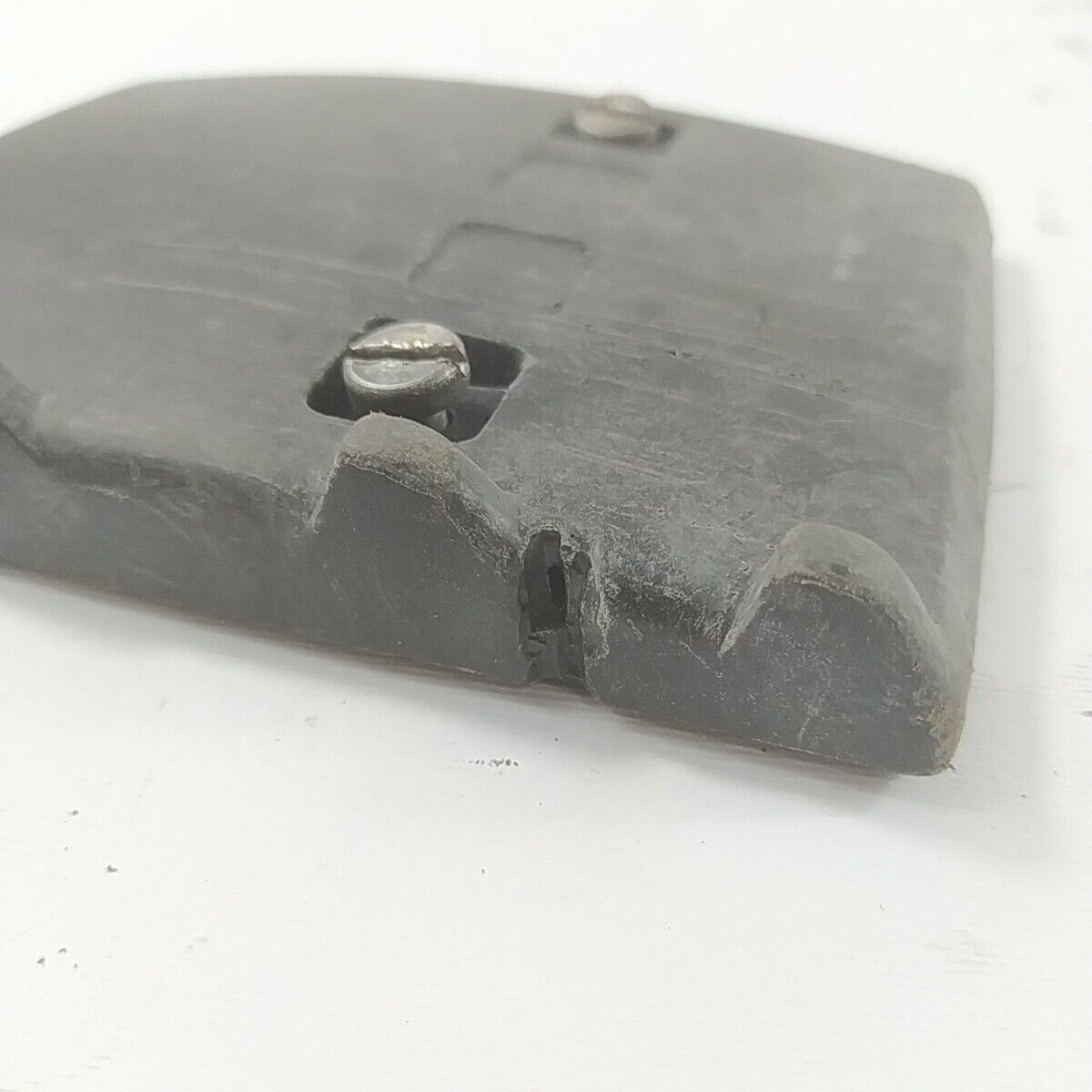 Ricambi MOTOSEGA EFCO BLITZ 35 OLEOMAC usati COPERCHIO CARBURATORE COPRI FILTRO