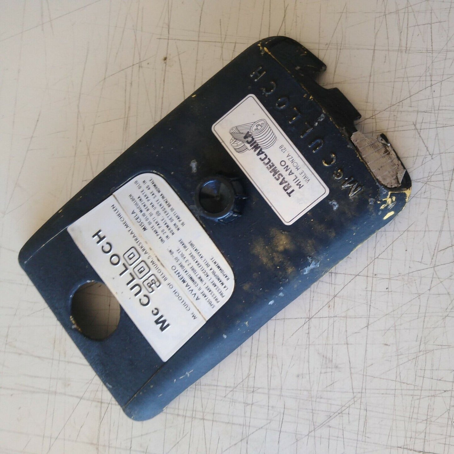 CARTER COPERCHIO filtro aria e motore PER MOTOSEGA McCULLOCH 300 ricambi usati