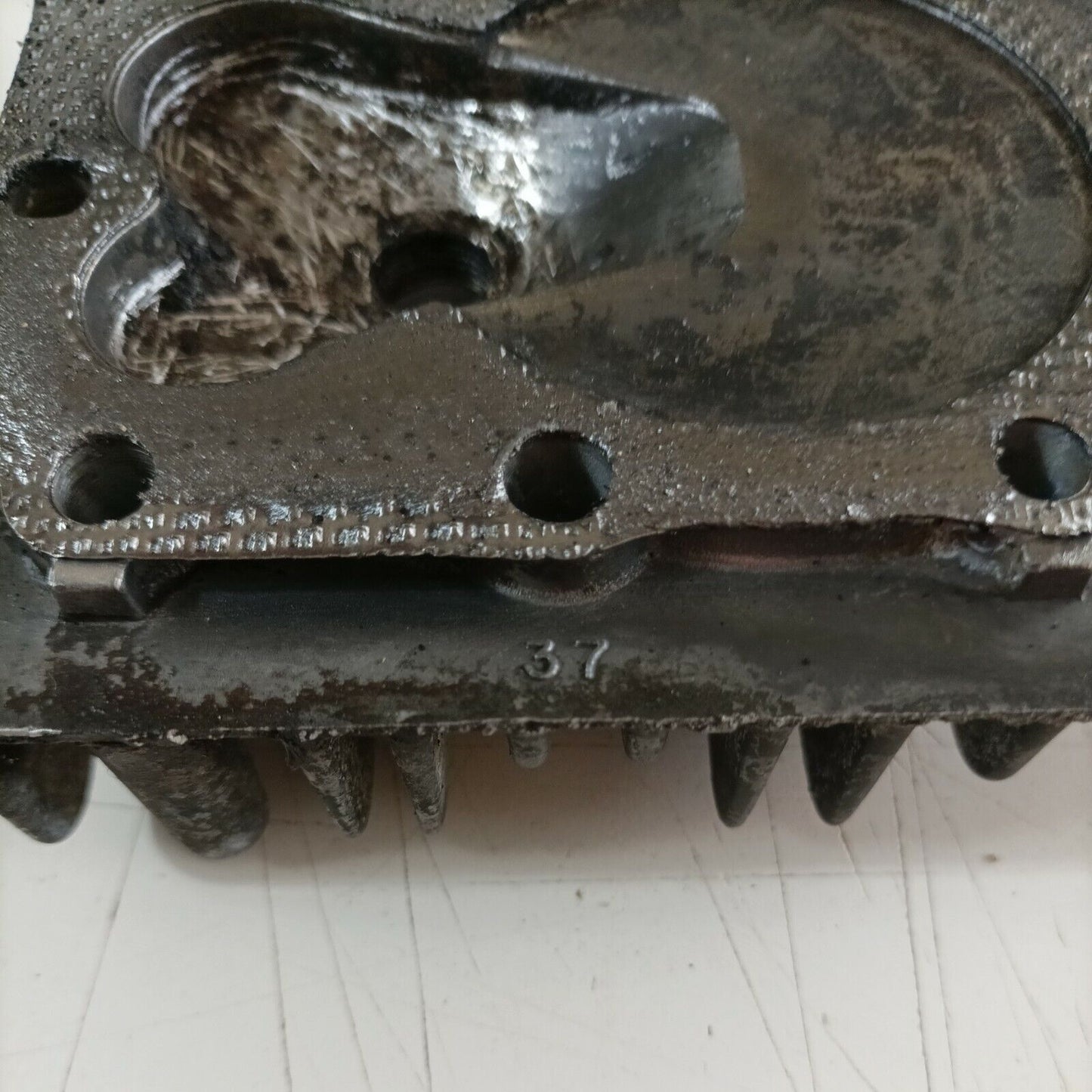 TESTATA CILINDRO PER BRIGGS & STRATTON XC 09d02 2954 b1 06112921 ricambi usati