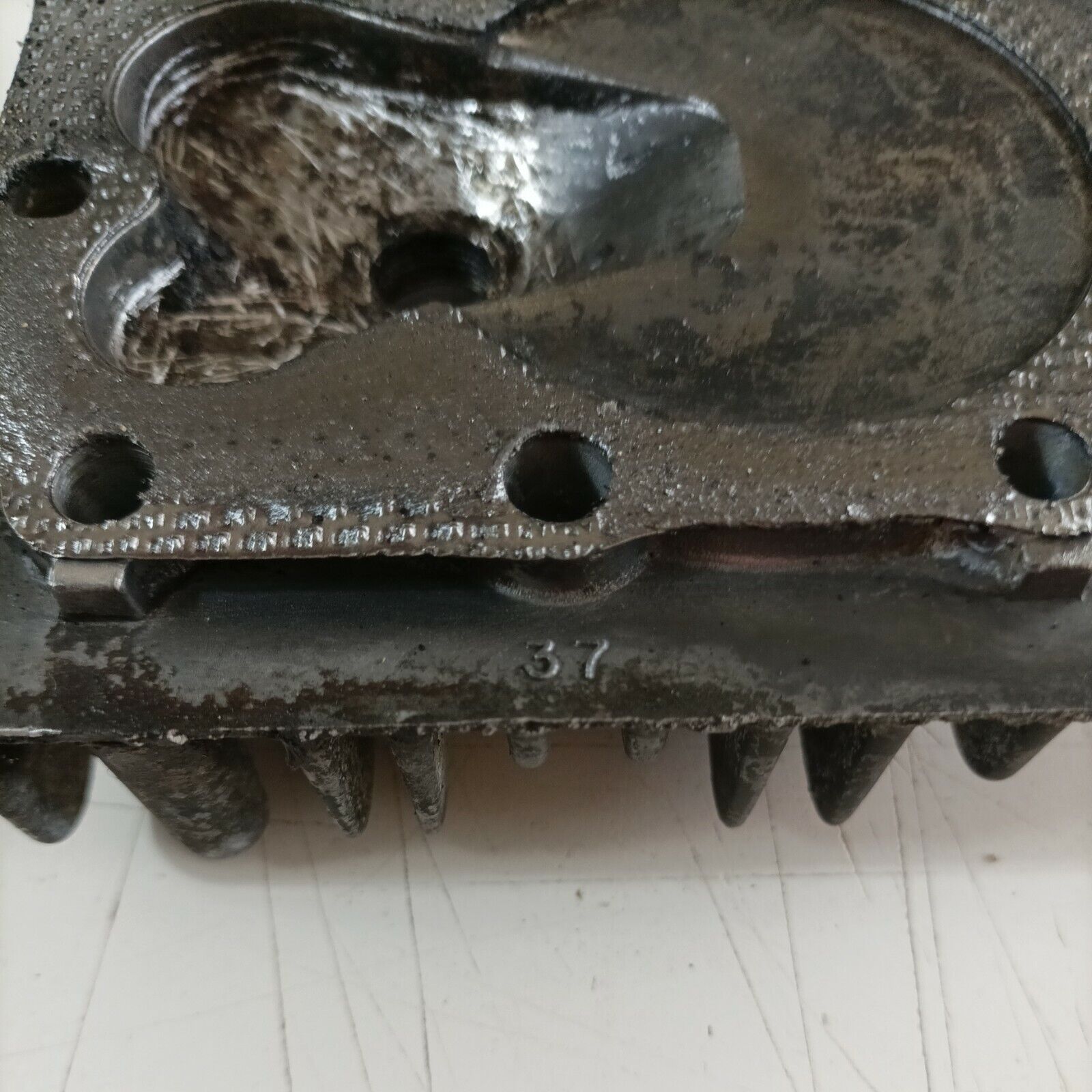 TESTATA CILINDRO PER BRIGGS & STRATTON XC 09d02 2954 b1 06112921 ricambi usati