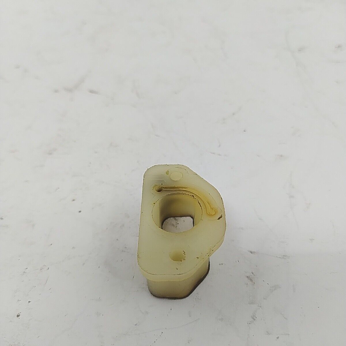 Ricambio usato FLANGIA COLLETTORE CARBURATORE per MOTOSEGA Echo 330 EVL