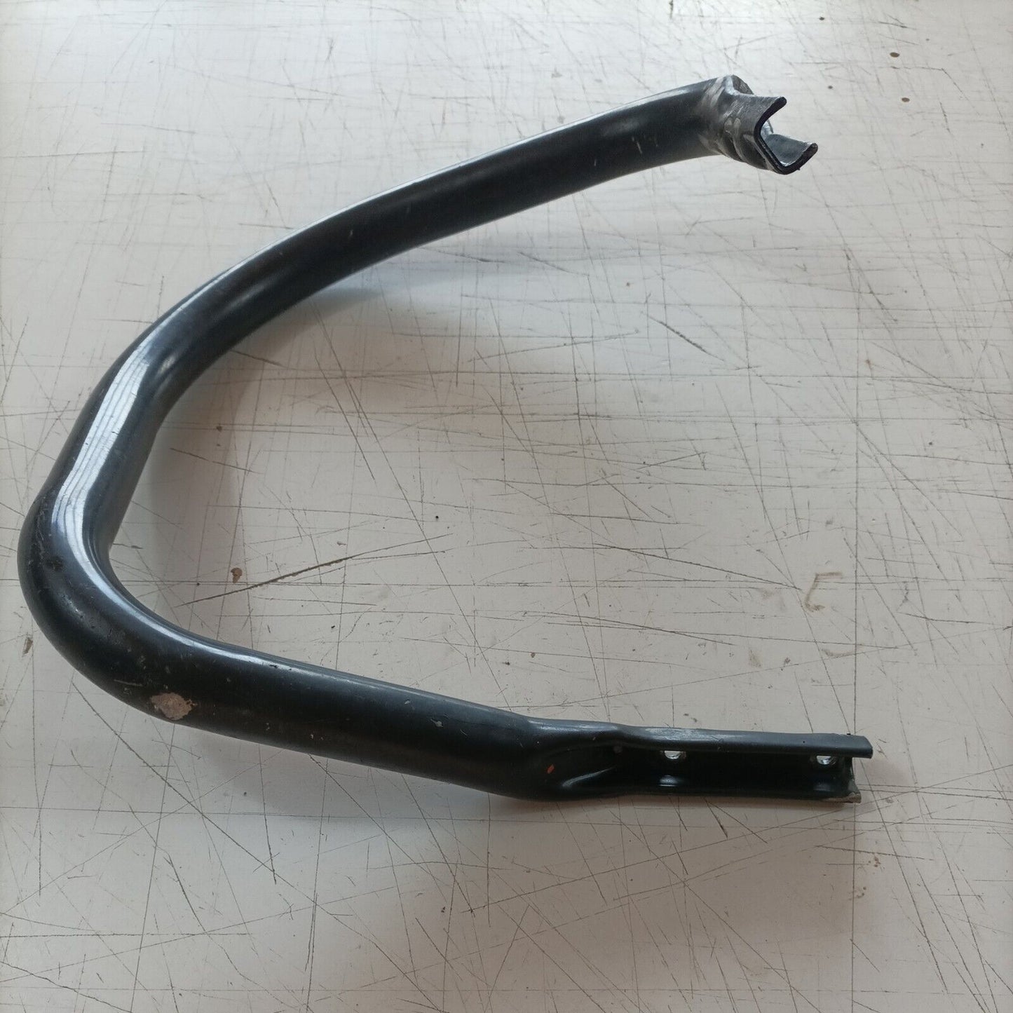 MOTOSEGA OLEOMAC OM 251 MANIGLIA IMPUGNATURA MANICO SUPERIORE ricambi usati