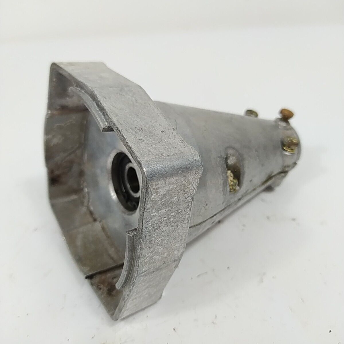 SUPPORTO CAMPANA frizione per decespugliatore MARUYAMA T 180 M1 ricambi usati