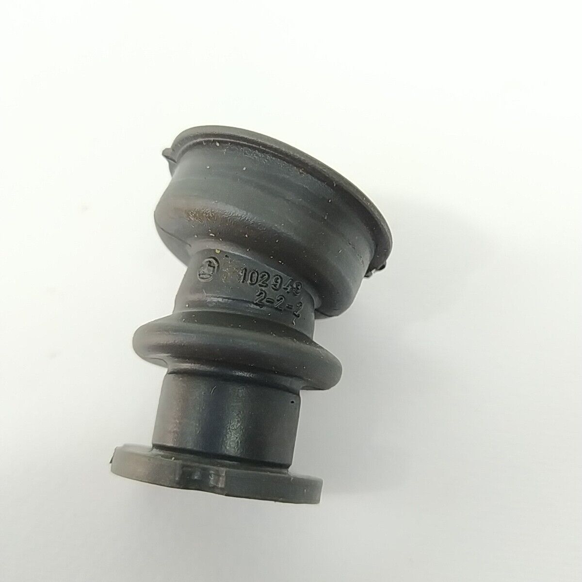 COLLETTORE aspirazione CARBURATORE per motosega STIHL 025 ricambi usati