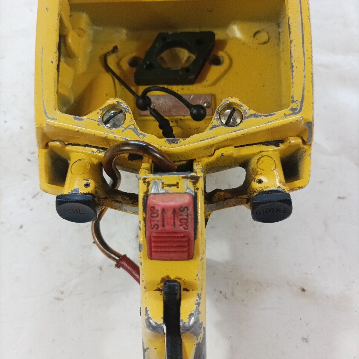 MANIGLIA IMPUGNATURA serbatoio PER MOTOSEGA MCCULLOCH PRO MAC 700 ricambi usati
