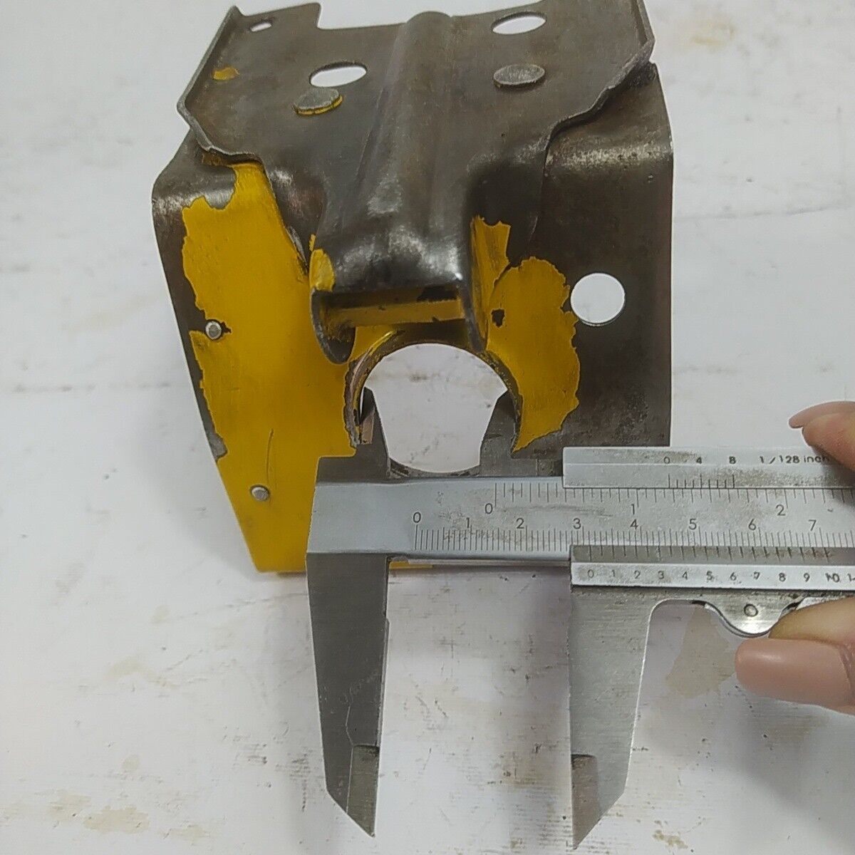 ricambi COPERCHIO COPRI MOTORE TELAIO per motosega castor ALPINA PROF 70 usati