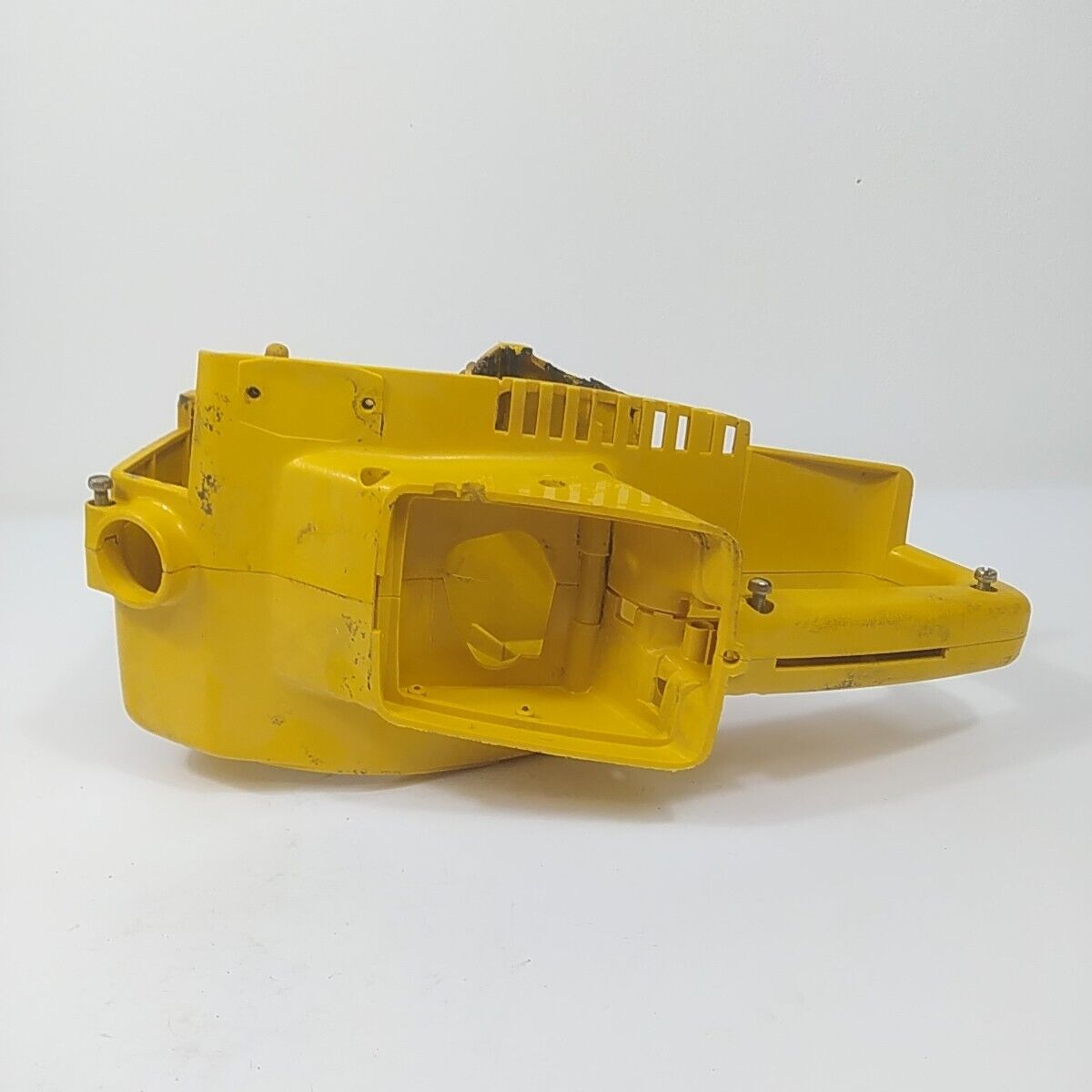 ricambi CARCASSA COPRI MOTORE per motosega ALPINA SILVER 40 castor 330 338 usati