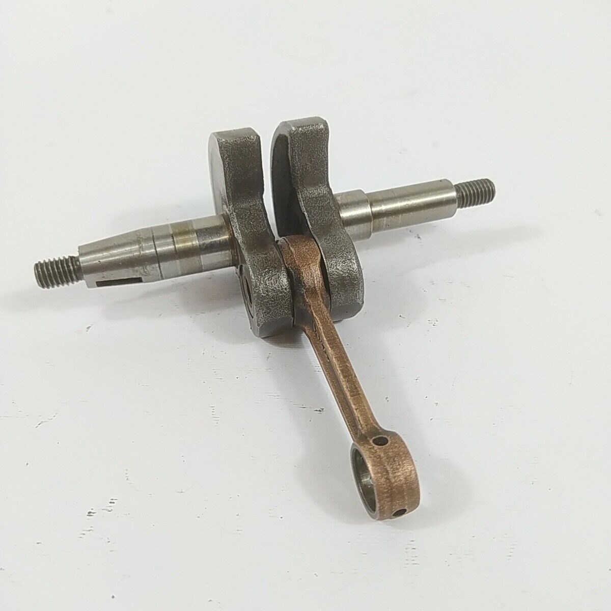 Ricambio usato ALBERO MOTORE ORIGINALE decespugliatore MITSUBISHI T200