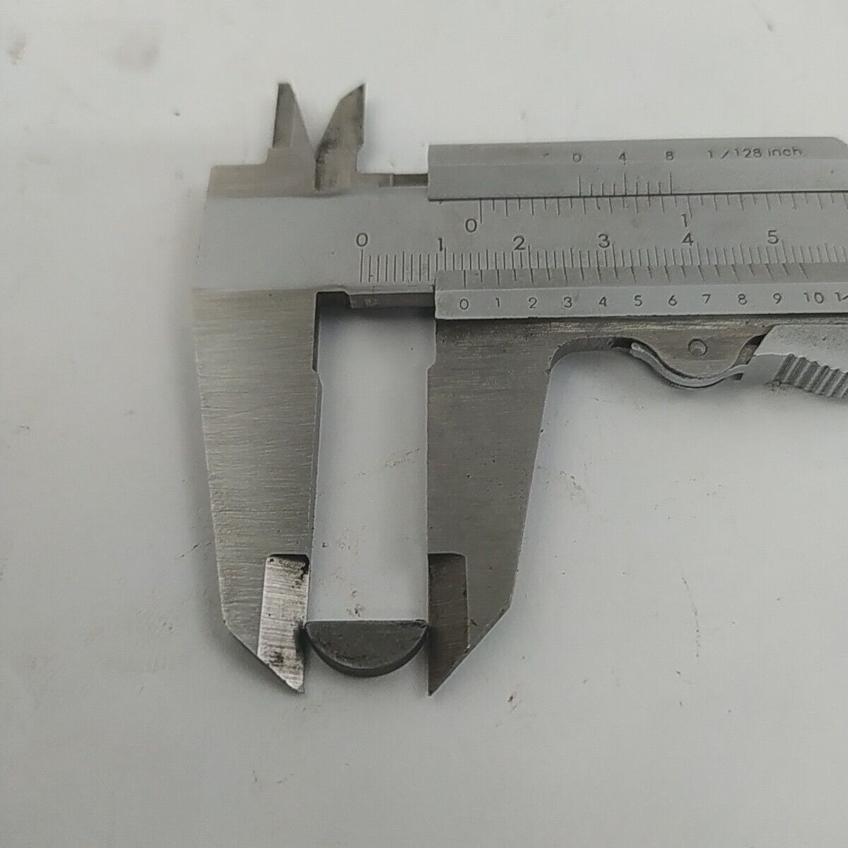 Ricambio CHIAVETTA FERMO VOLANO usato per decespugliatore MITSUBISHI TL 52