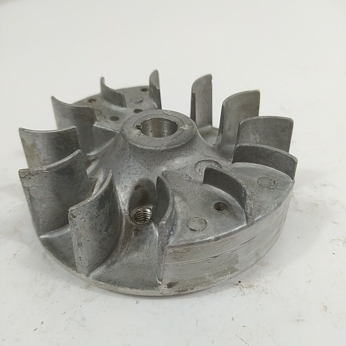 Ricambio VOLANO MAGNETICO DI ACCENSIONE usato per decespugliatore Emak Efco 8425