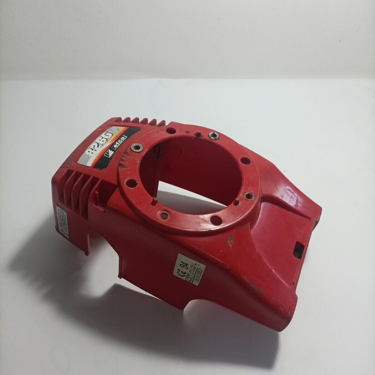 COPERCHIO copri MOTORE per decespugliatore EMAK EFCO 8260 Oleomac ricambio usato