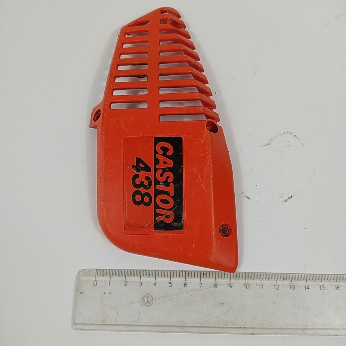 ricambi usati COPERCHIO COPRI FRIZIONE CATENA ORIGINALE PER MOTOSEGA CASTOR 438