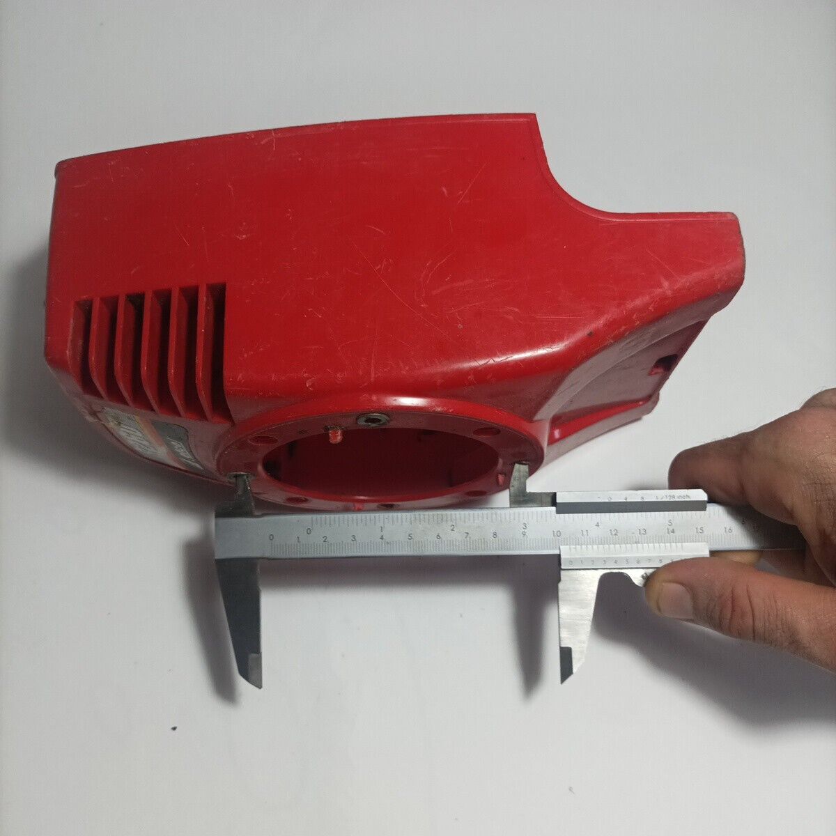 COPERCHIO copri MOTORE per decespugliatore EMAK EFCO 8260 Oleomac ricambio usato