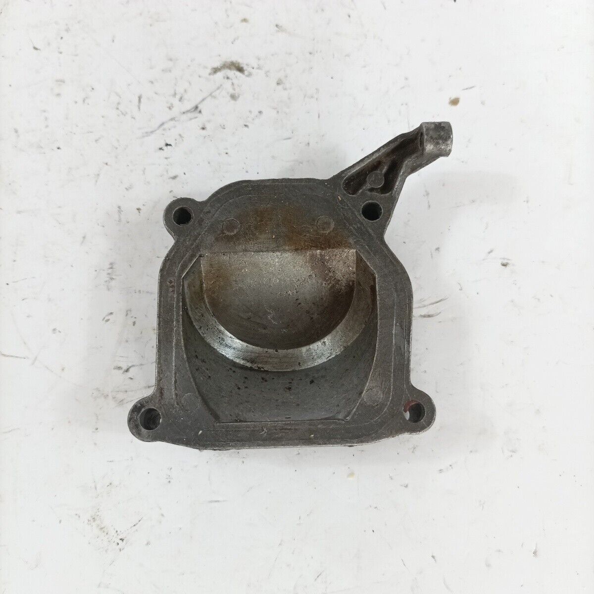 Coperchio cilindro per DECESPUGLIATORE Emak Efco Oleo mac Dynamac ricambi usati