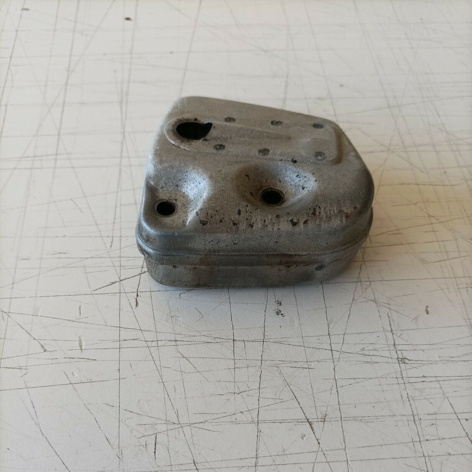 marmitta TERMINALE ORIGINALE PER MOTOSEGA SANDRIGARDEN MTD CS 36 ricambi usati