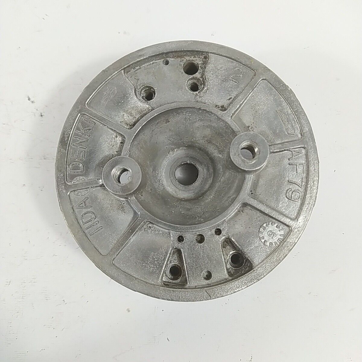 Ricambio VOLANO MAGNETICO DI AVVIAMENTO usato decespugliatore MITSUBISHI TL 52