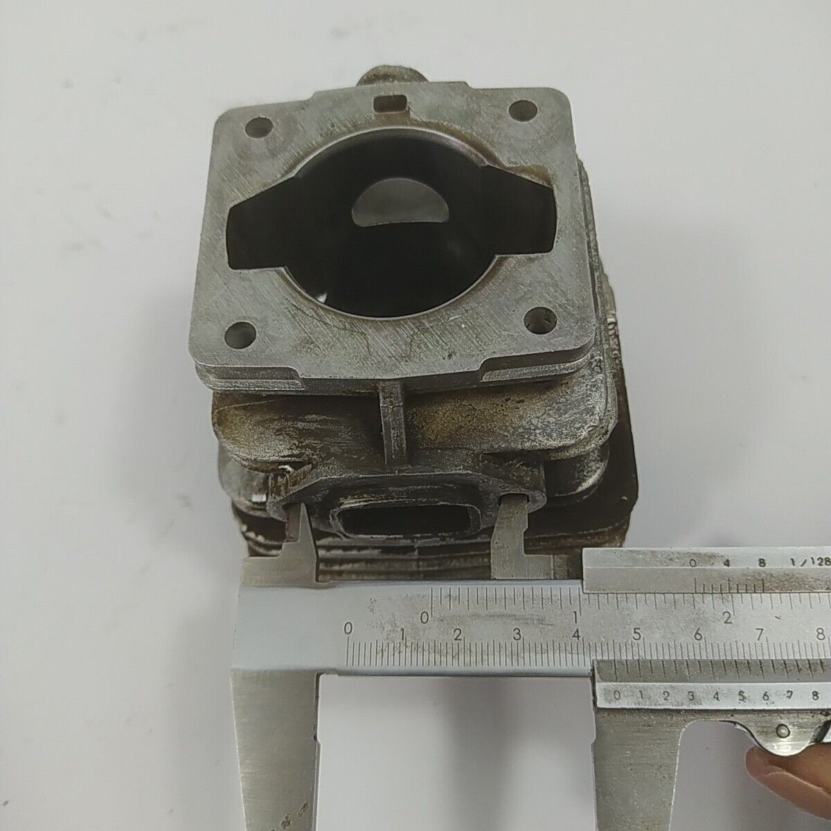 Ricambio per motosega CASTOR ALPINA 450 KIT CILINDRO E PISTONE diam 40 mm usato