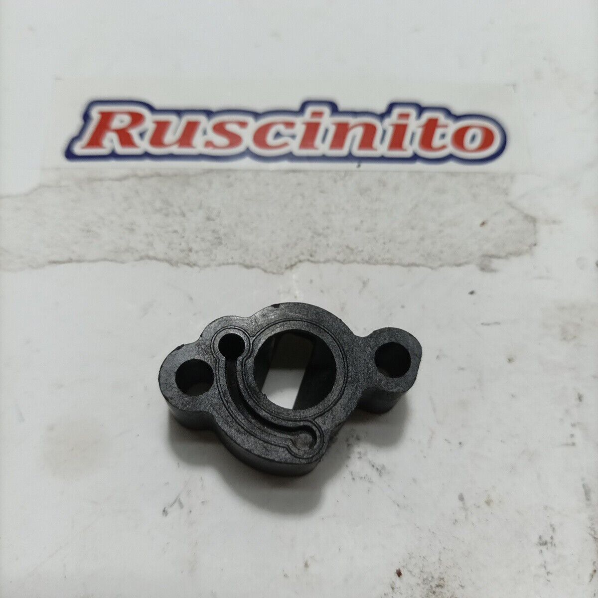 RACCORDO COLLETTORE CARBURATORE Usato per decespugliatore ZENOAH