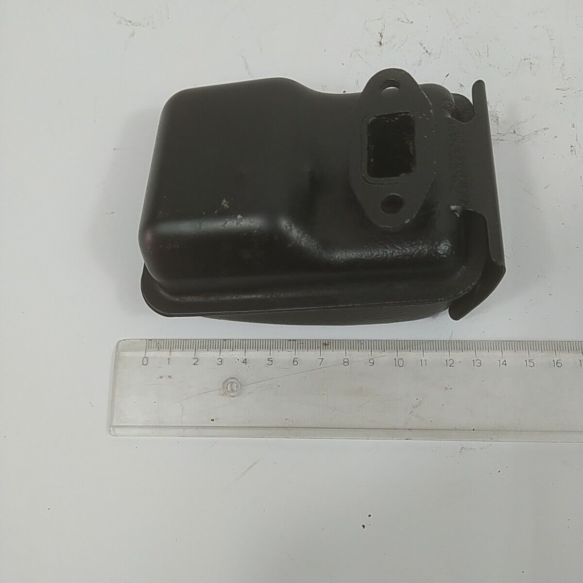 Ricambi per motosega STIHL 08 S MARMITTA SILENZIATORE TERMINALE DI SCARICO usati