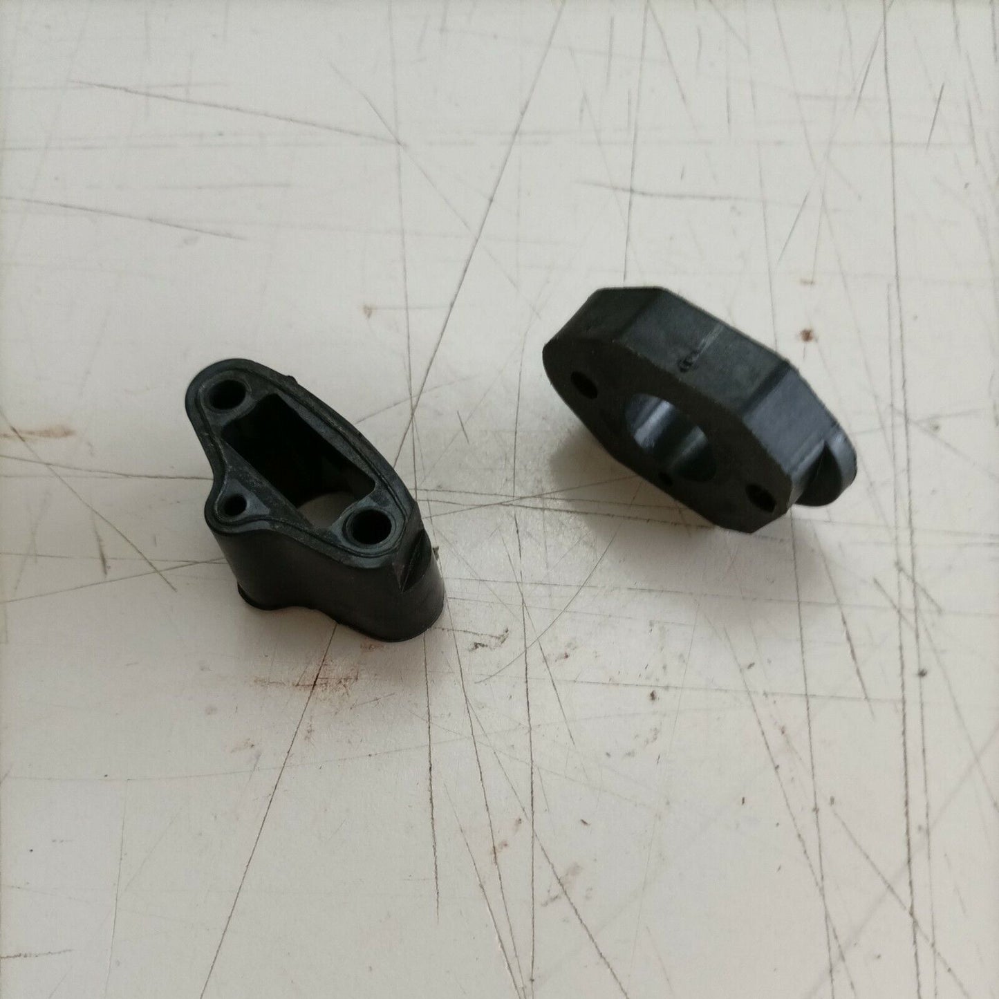 ricambio usato COLLETTORE ASPIRAZIONE CARBURATORE PER MOTOSEGA CASTOR ALPINA 45