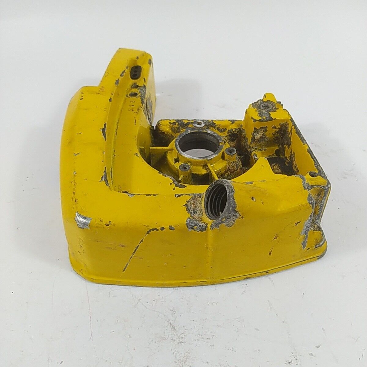 ricambio CARTER BASAMENTO MOTORE lato volano Per motosega ALPINA PROF 70 usati