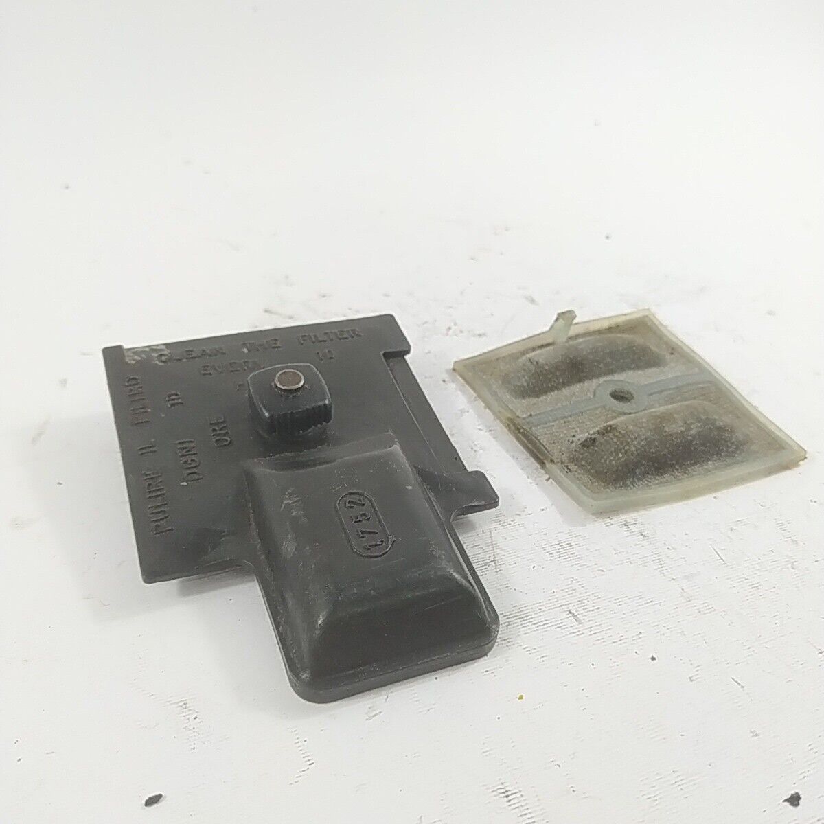 ricambio COPERCHIO E FILTRO DELL' ARIA PER MOTOSEGA ALPINA CASTOR 41 40 usati