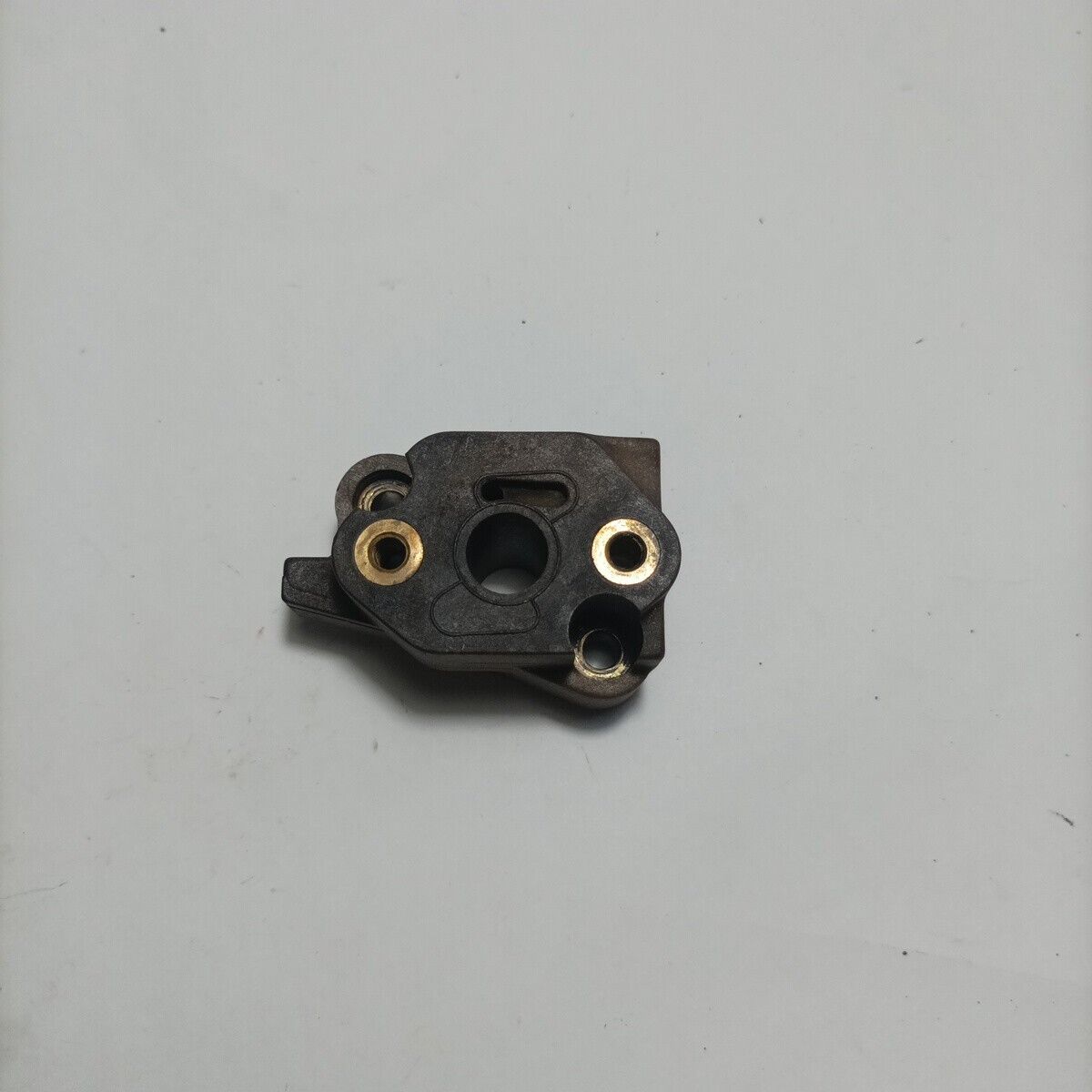 Ricambio usato per DECESPUGLIATORE EFCO oleo mac KING 26 COLLETTORE CARBURATORE 