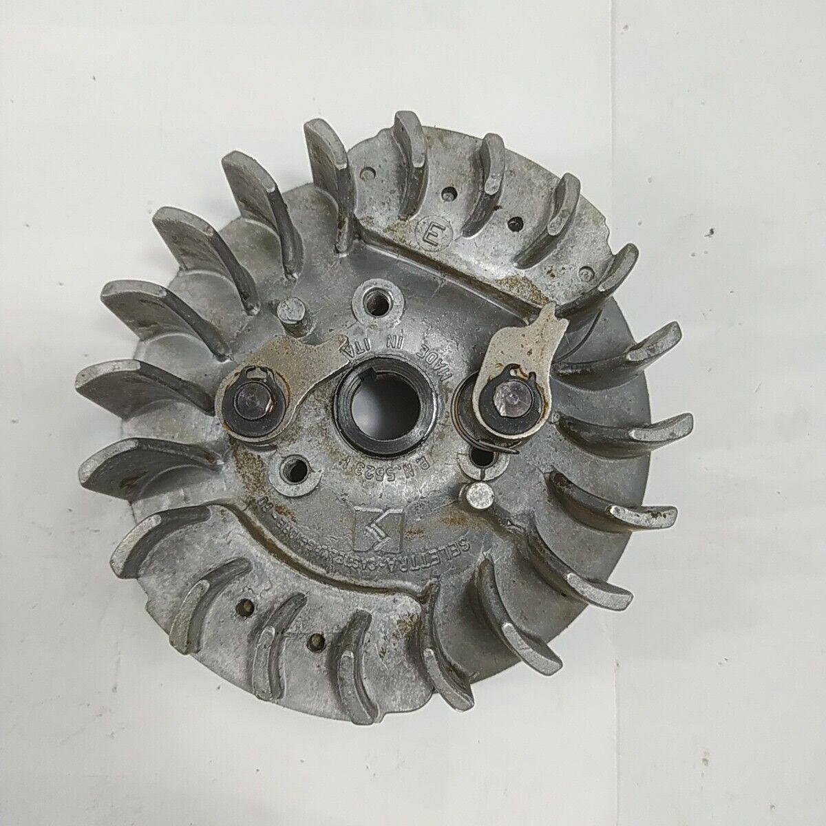 Ricambi per MOTOSEGA BLITZ 600 OLEO MAC 260 usati VOLANO MAGNETICO