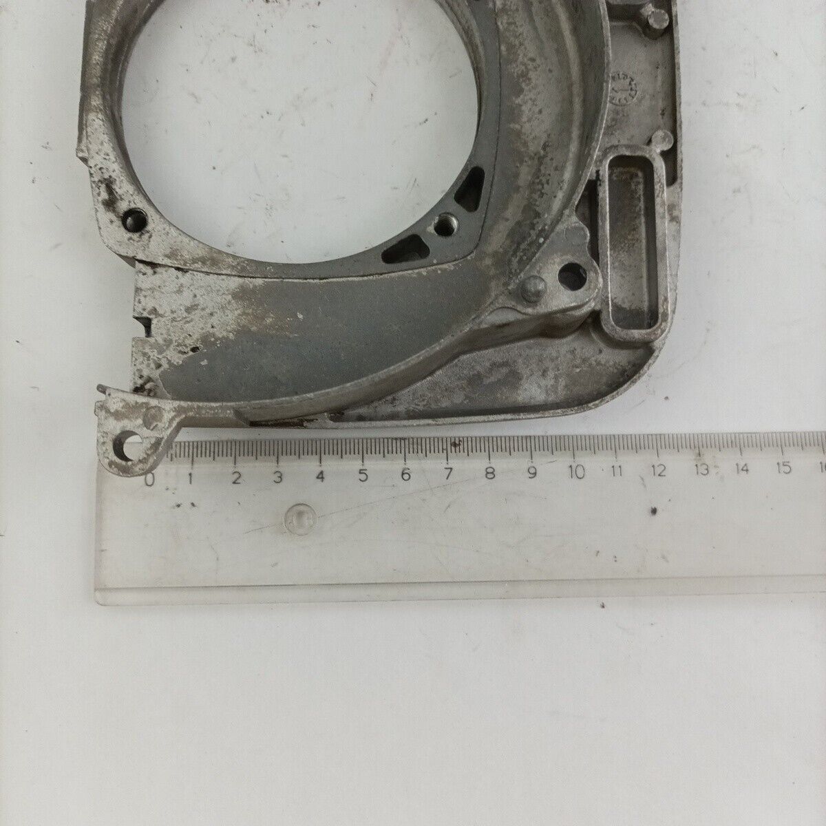 Ricambio CARTER COPERCHIO VOLANO usato per decespugliatore MARUYAMA 520