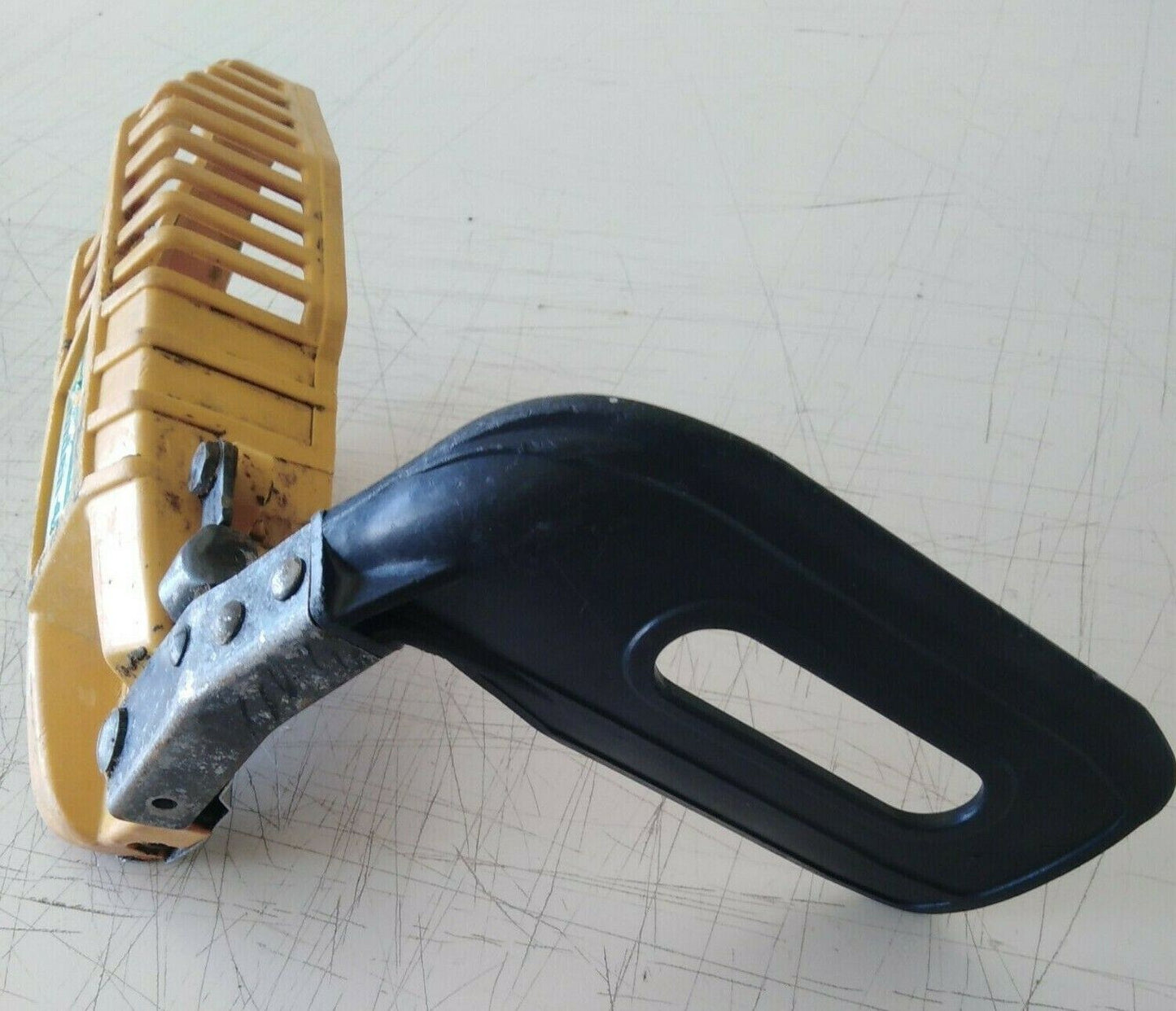 ricambio usato CARTER CATENA FRENO coperchio FRIZIONE MOTOSEGA CASTOR ALPINA 45