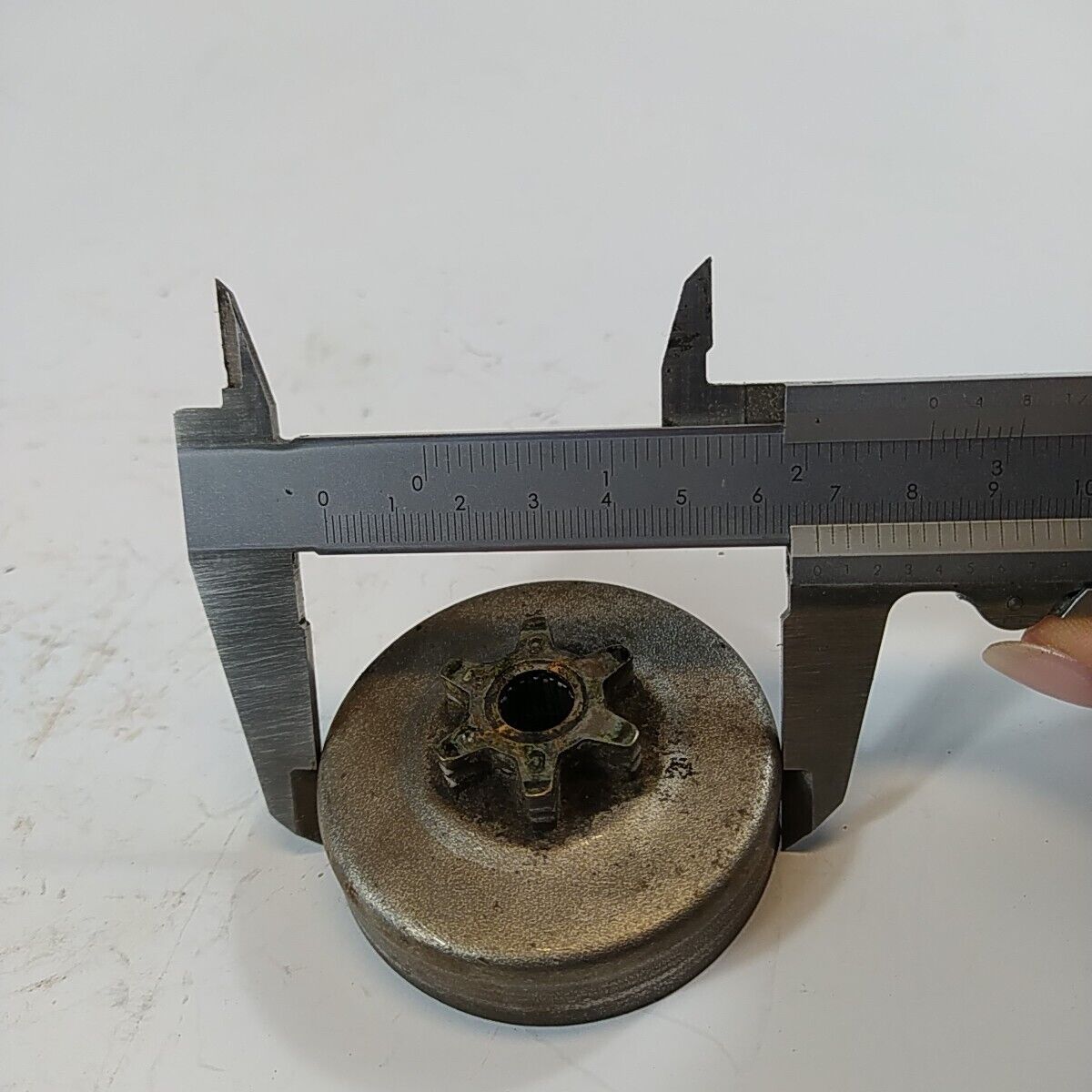 FRIZIONE E CAMPANA PER MOTOSEGA PARTNER FORMULA 60 420 POULAN ricambi usati