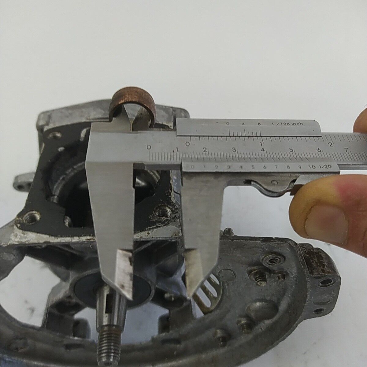 Ricambio CARTER BASAMENTO CILINDRO usato per decespugliatore KAWASAKI TD 40