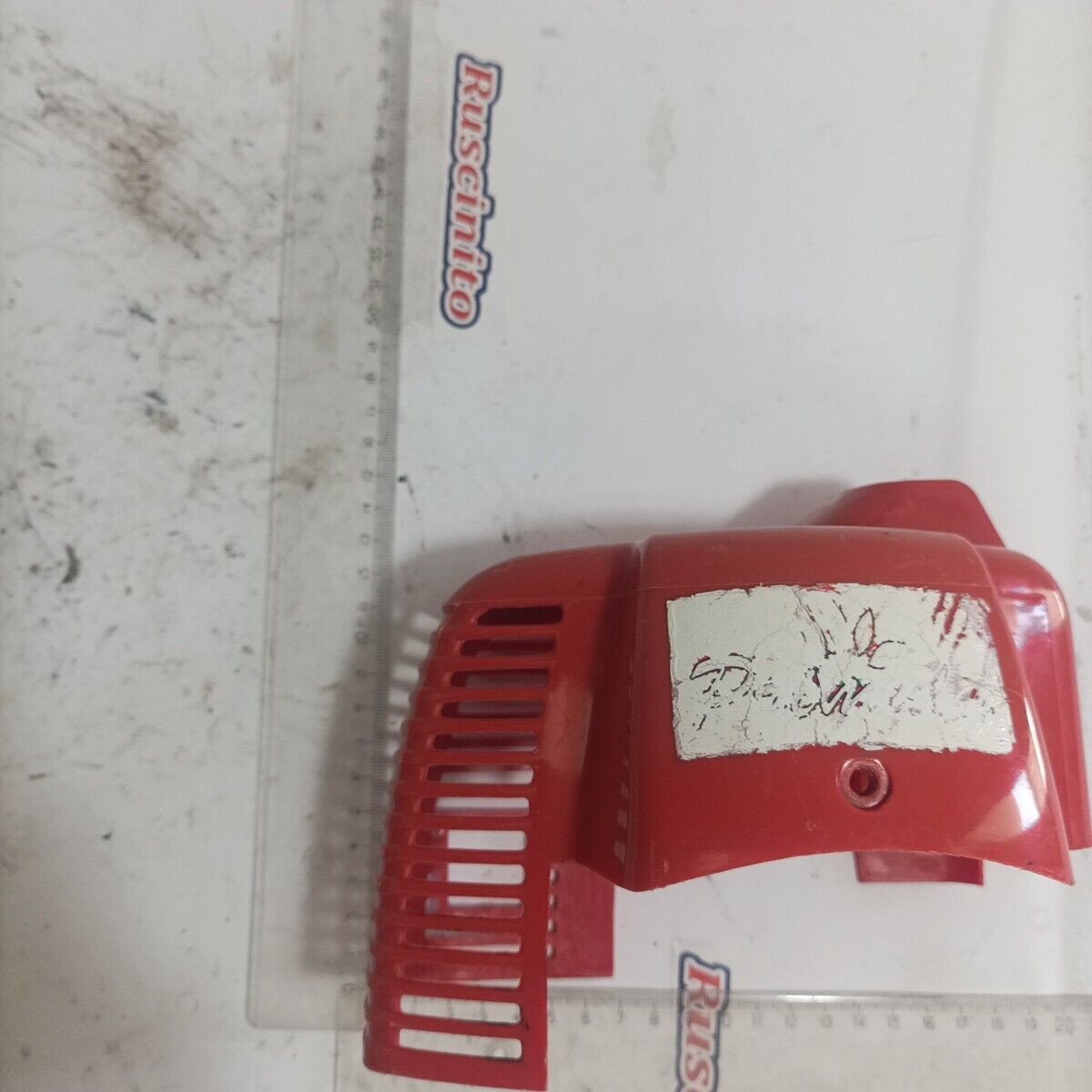 Ricambio COPERCHIO COPRI MOTORE Usato per decespugliatore SANDRIGARDEN GBL 26 