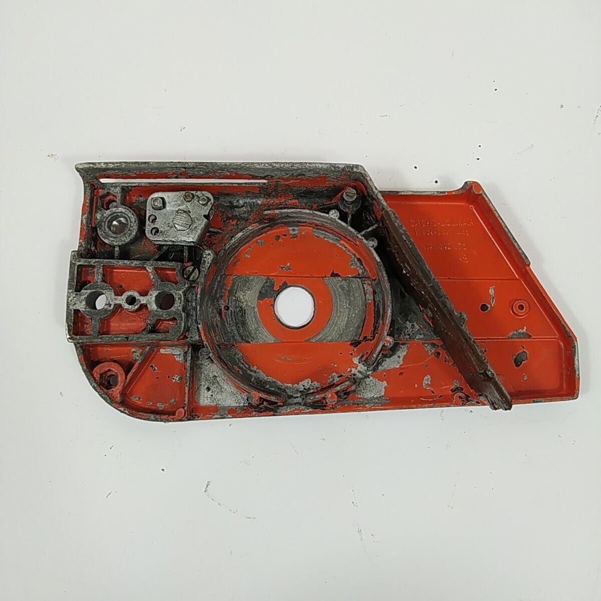 Ricambio usato COPERCHIO CATENA COPRI FRIZIONE per motosega DOLMAR 116 si