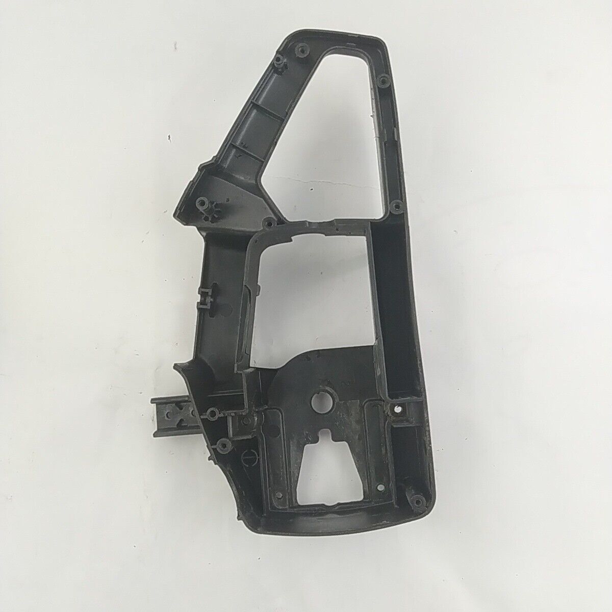 Ricambi CARCASSA IMPUGNATURA TELAIO motosega MCCULLOCH  eager beaver 2014  usato