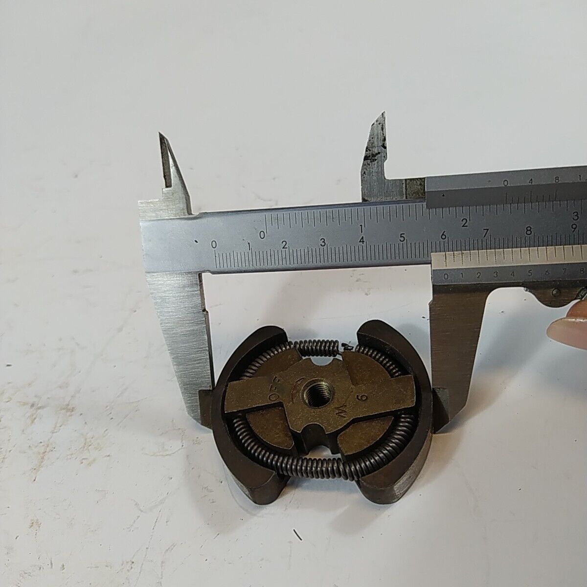 FRIZIONE E CAMPANA PER MOTOSEGA PARTNER FORMULA 60 420 POULAN ricambi usati