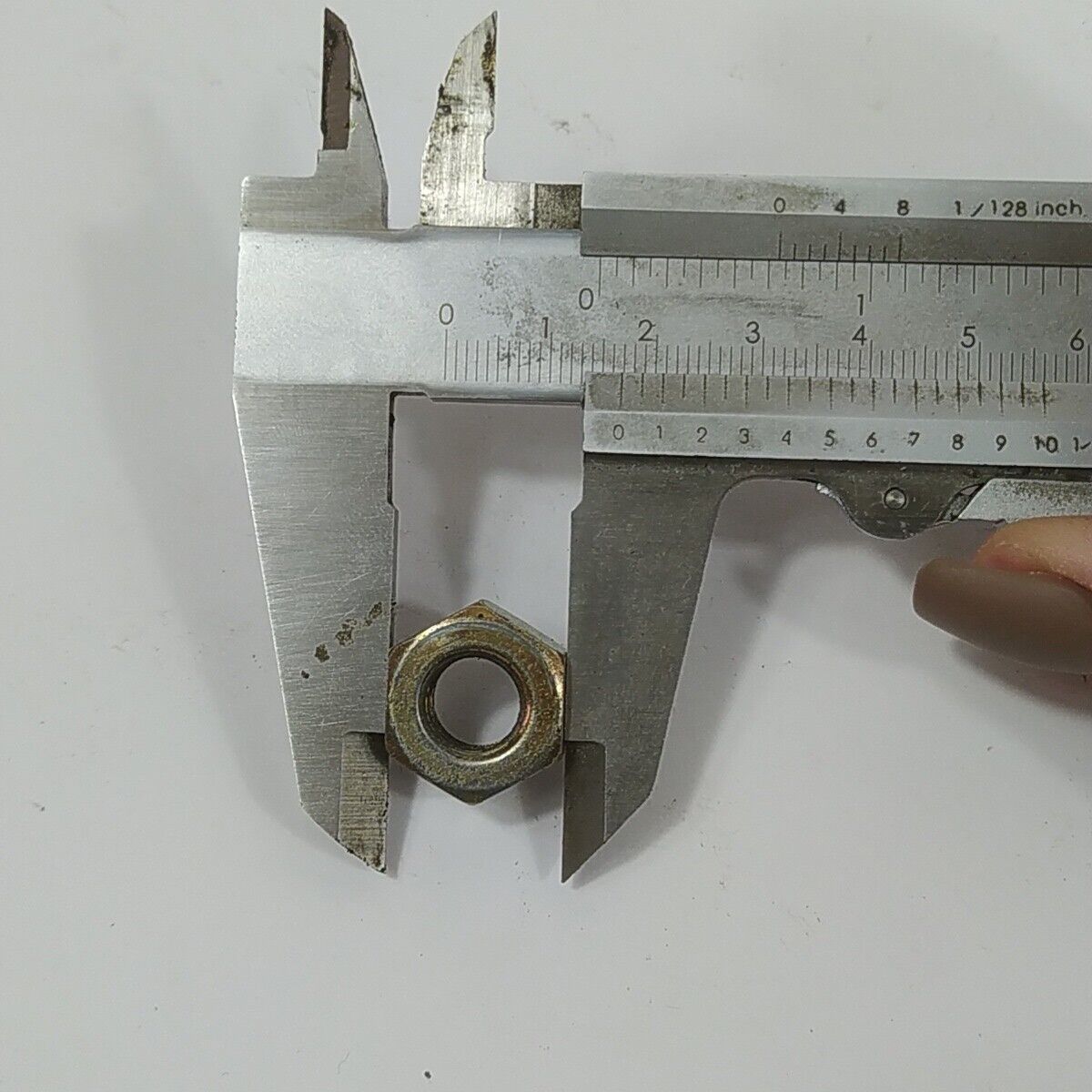 Ricambio VITI VITE ALBERO MOTORE usato per decespugliatore Komatsu ZENOAH G5K