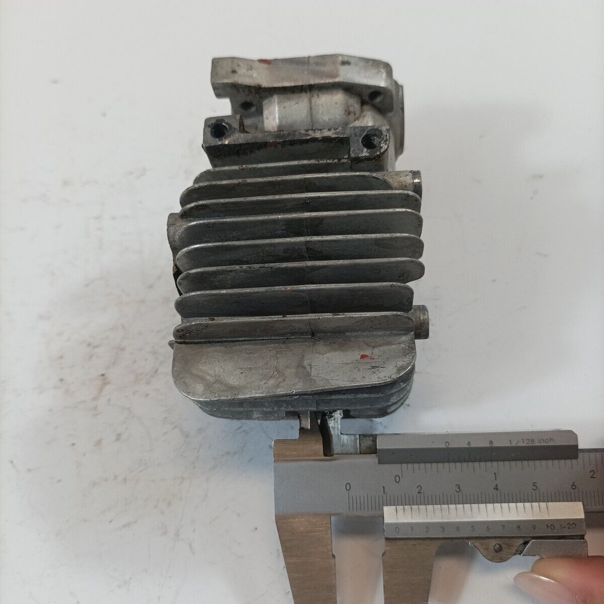 ricambio CILINDRO E PISTONE PER MOTOSEGA ALPINA da potature 25 diametro 34 usato