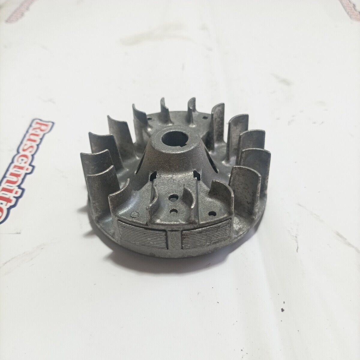 Ricambio VOLANO ACCENSIONE AVVIAMENTO Usato decespugliatore SANDRIGARDEN GBL 26 