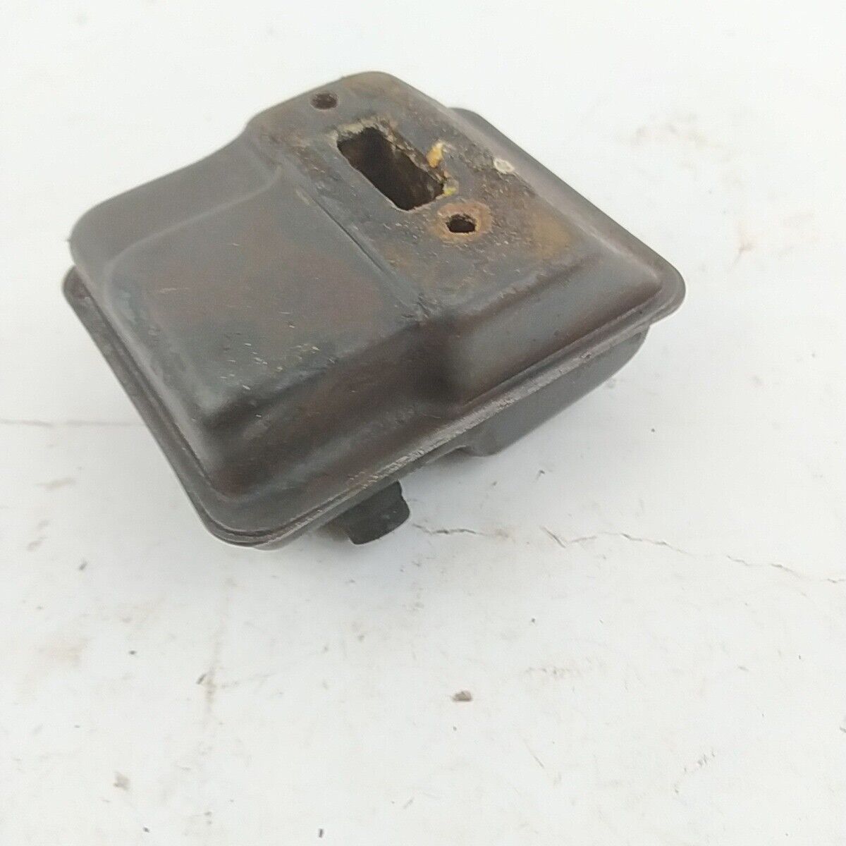 Ricambio MARMITTA SILENZIATORE usato per DECESPUGLIATORE MCCULLOCH CABRIO Elite