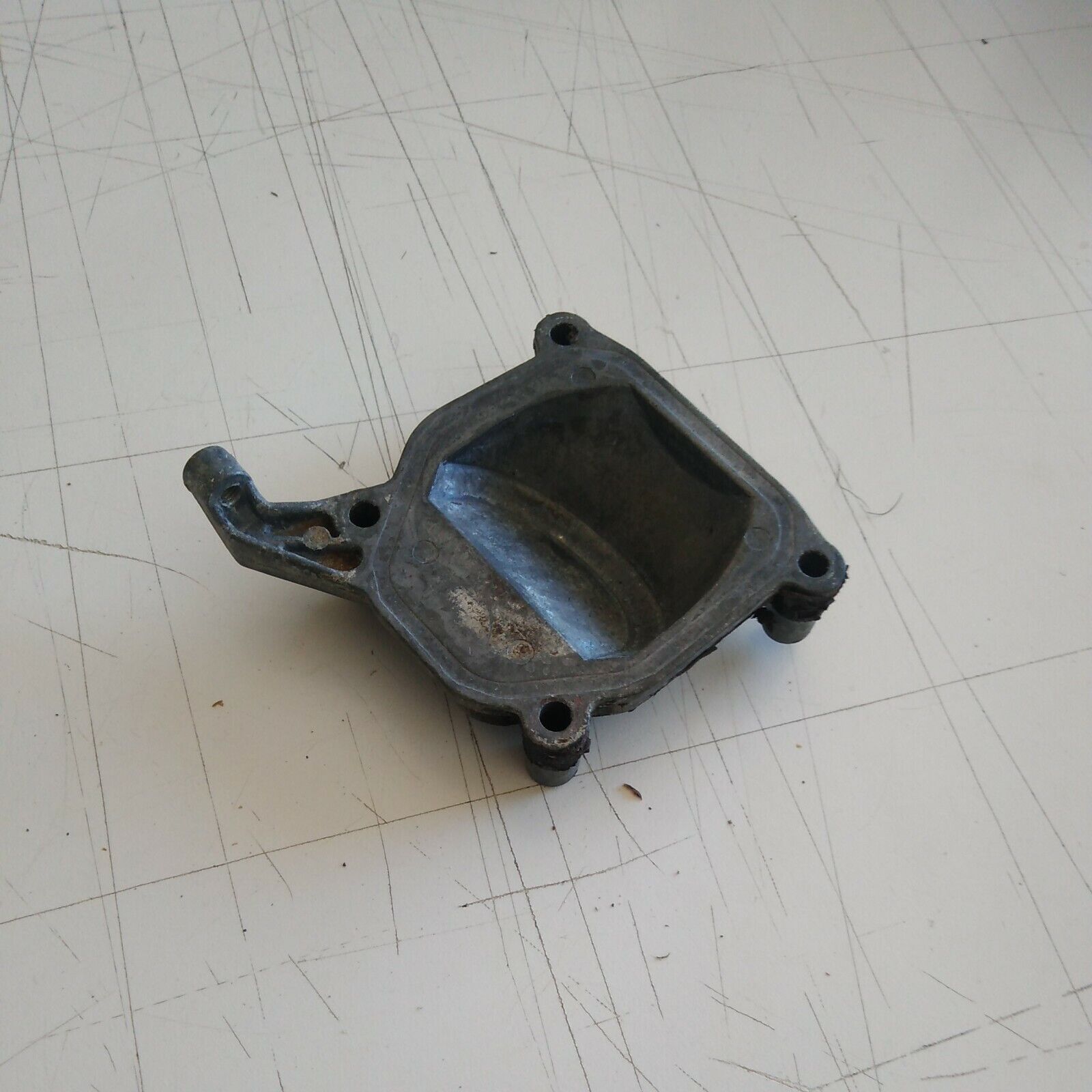 CHIUSURA CILINDRO SERBATOIO decespugliatore EFCO 260 2500 220 ricambi usati