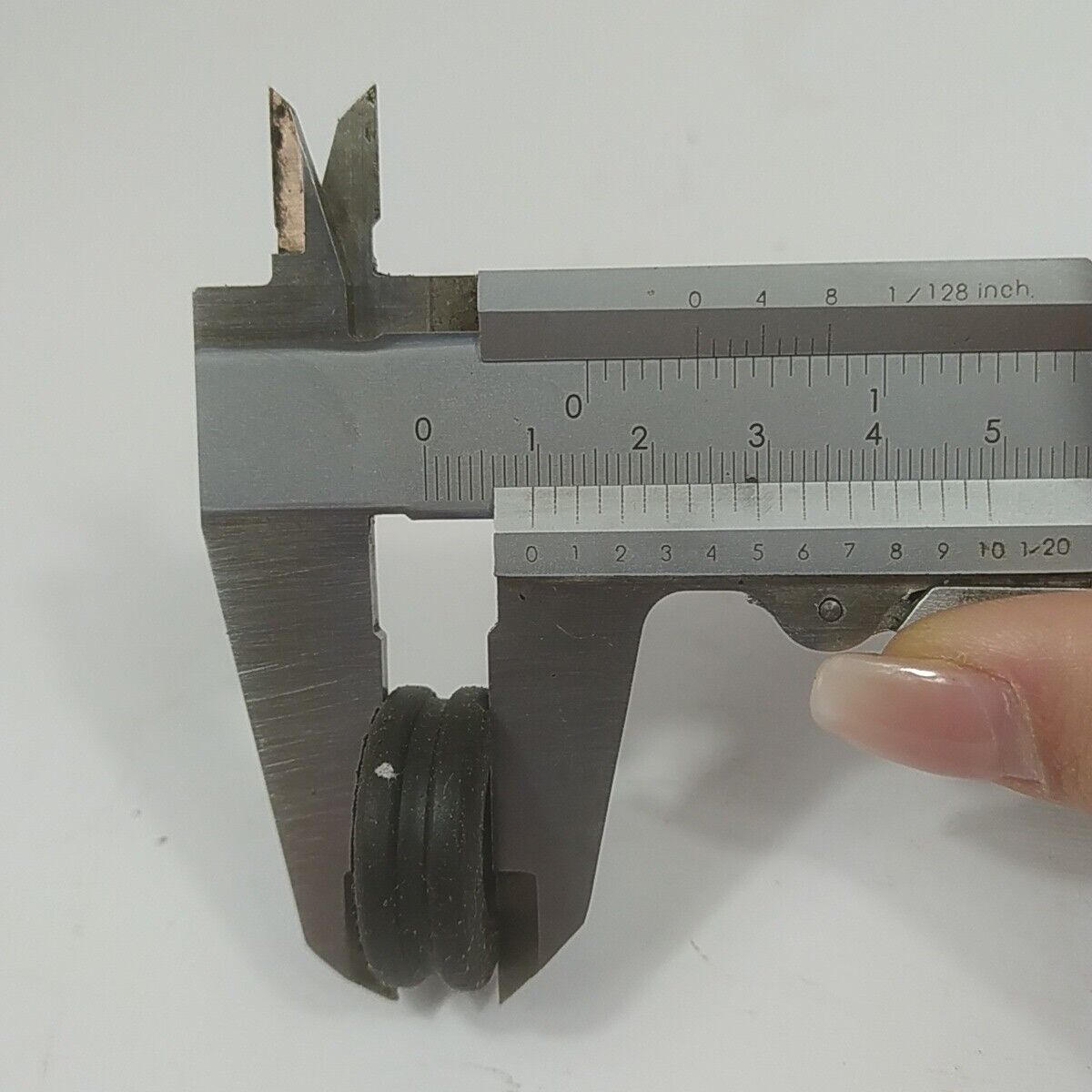 Ricambio per motosega ALPINA 500 gommini carburatore supporti vibrazione usato