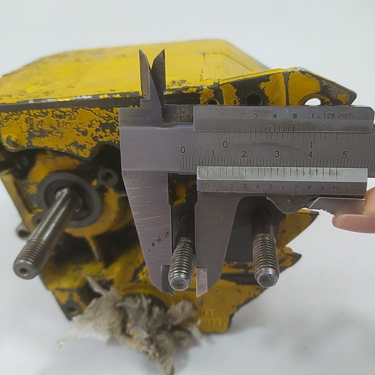 ricambi usati CARTER BASAMENTO ALBERO MOTORE per motosega ALPINA CASTOR prof 45 