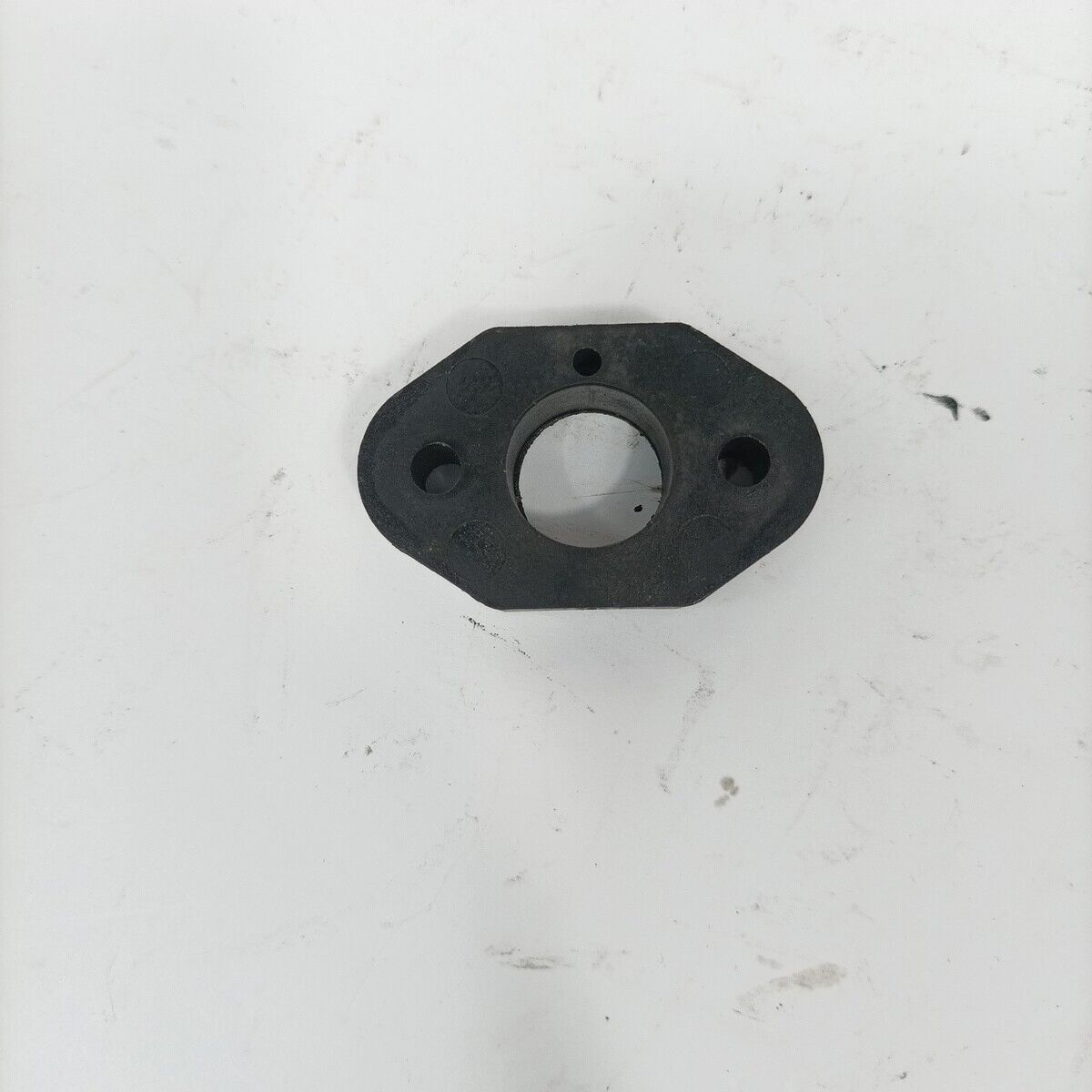 ricambio usato FLANGIA COLLETTORE CARBURATORE per motosega ALPINA Castor C A 45